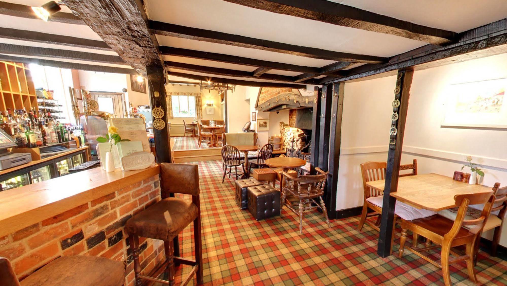 The Nags Head Hotel Great Missenden Exteriér fotografie